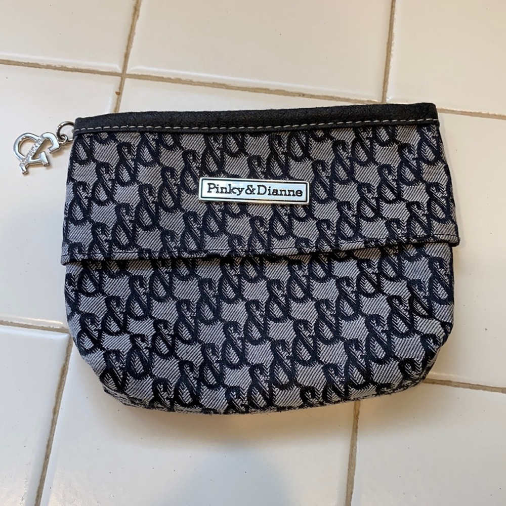 Pinky & Dianne Cosmetic Bag With Charm